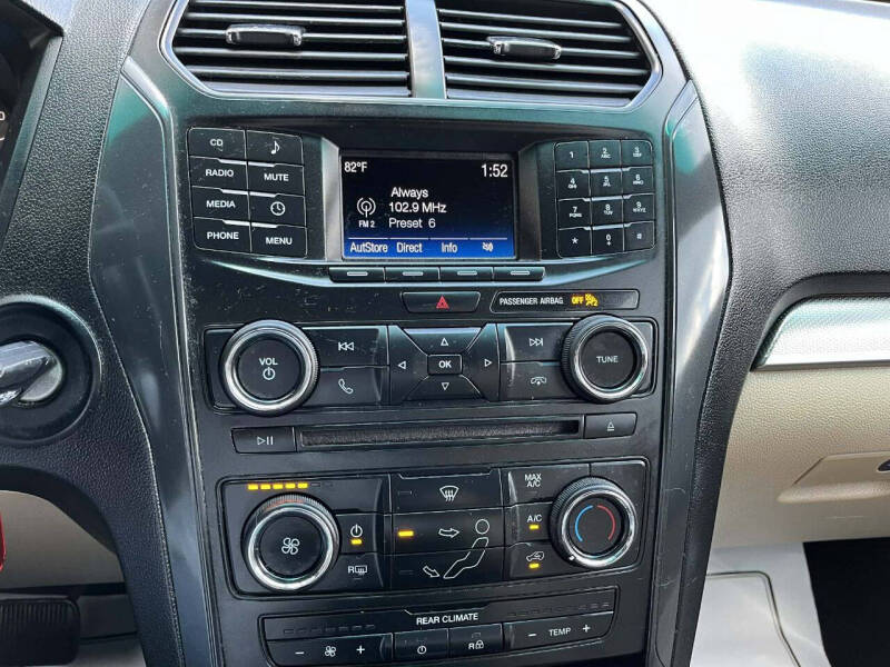 2016 Ford Explorer