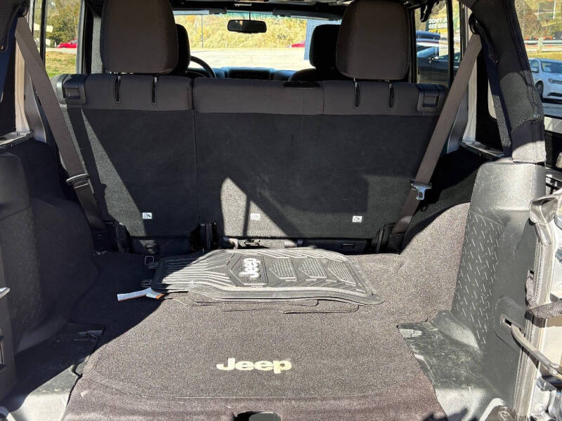 2017 Jeep Wrangler Unlimited Sport