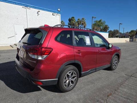2022 Subaru Forester Premium