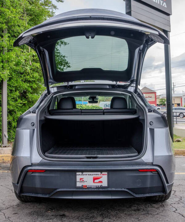 2026 Tesla Model Y Long Range