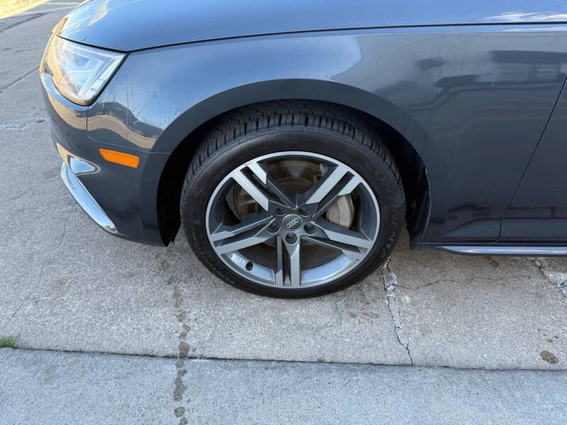 2017 Audi A4 2.0T quattro Premium Plus