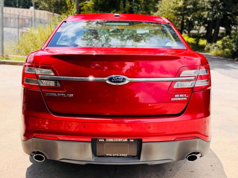 2015 Ford Taurus SEL
