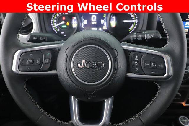 2025 Jeep Wrangler Sahara 4xe