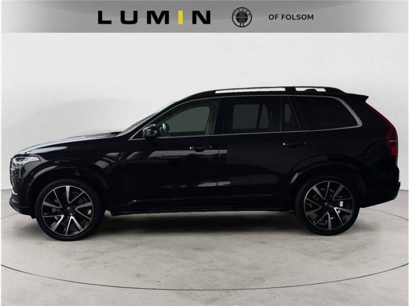 2019 Volvo XC90 T6 Momentum