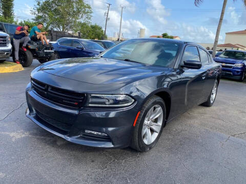 2017 Dodge Charger for sale at Kars2Go in Davie FL