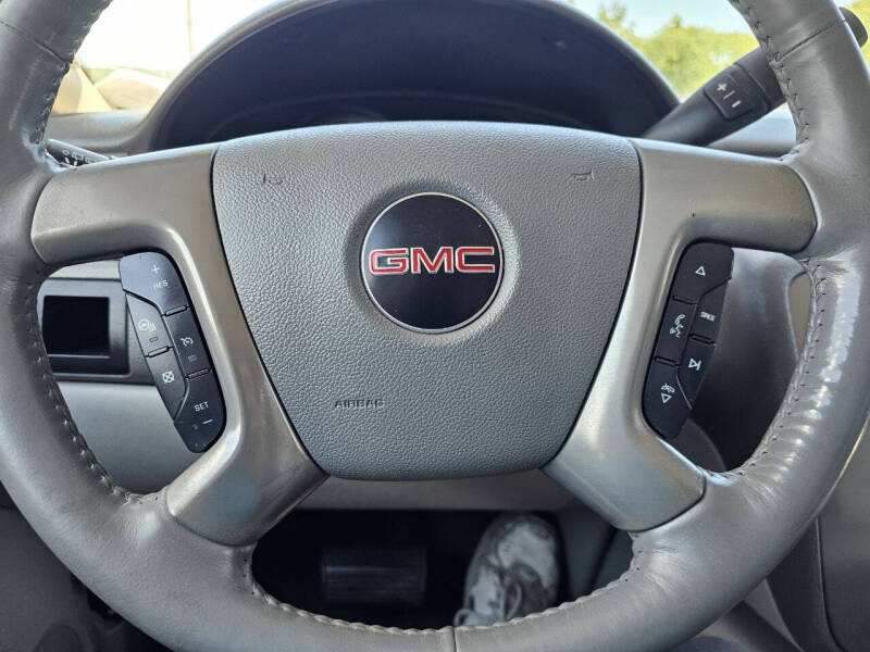 2012 GMC Yukon XL SLT