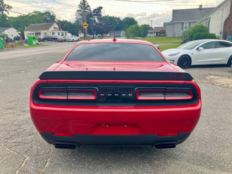 2016 Dodge Challenger SRT Hellcat