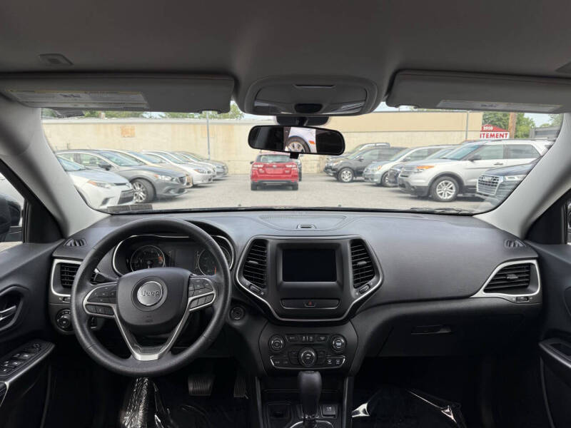 2019 Jeep Cherokee Latitude
