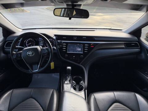 2019 Toyota Camry SE