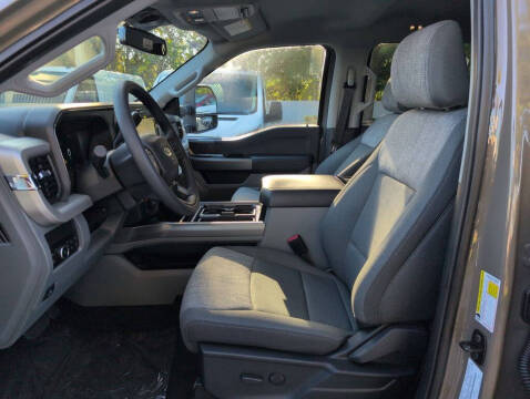 2026 Ford F-350 Super Duty XLT