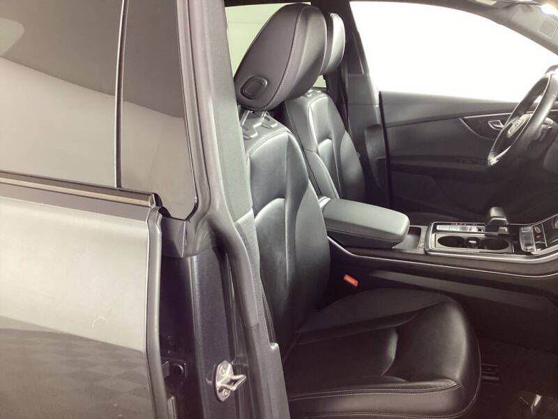 2019 Audi Q8 quattro Prestige 55 TFSI