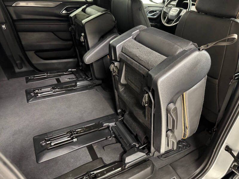 2023 GMC Yukon XL AT4