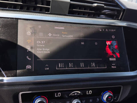 2023 Audi Q3 quattro S line Premium 45 TFSI