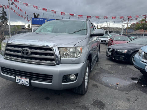 2012 Toyota Sequoia