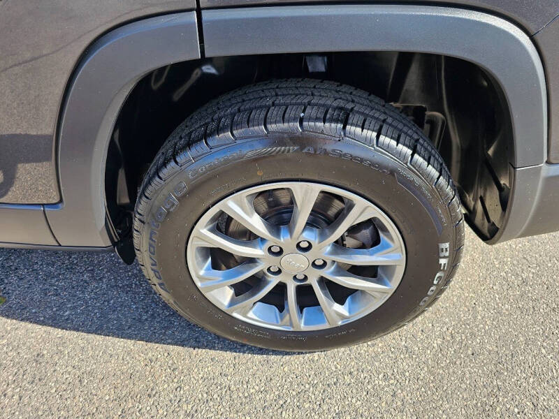 2020 Jeep Cherokee Latitude Plus