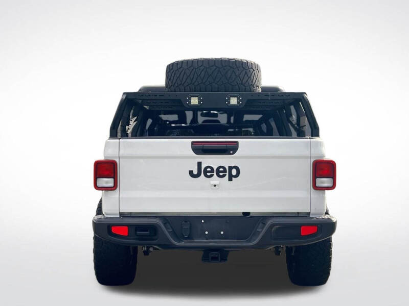 2023 Jeep Gladiator Sport