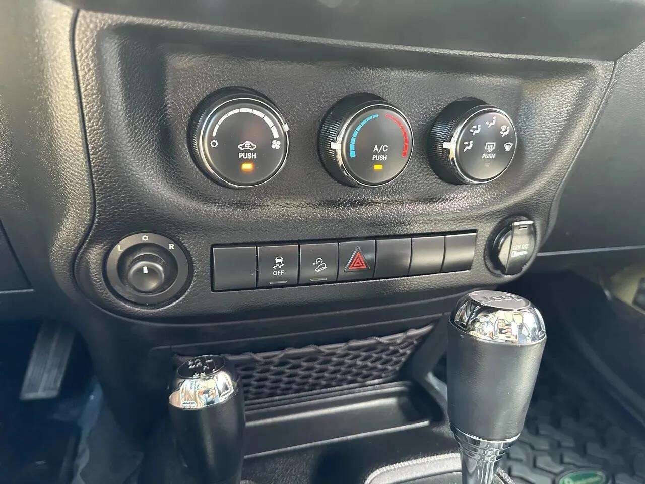 JeepWrangler Unlimited24