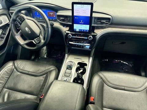 2022 Ford Explorer Platinum