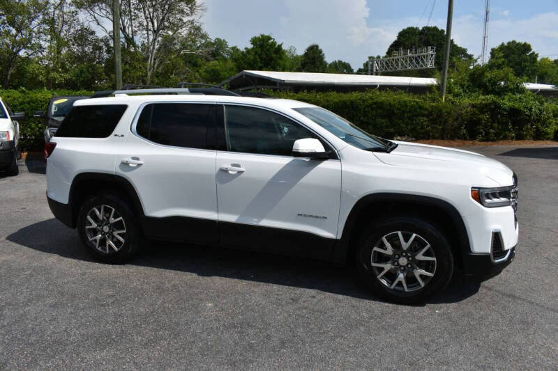 2023 GMC Acadia SLE
