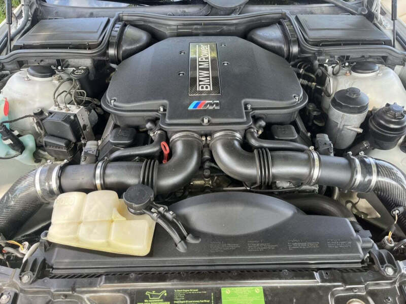 2003 BMW M5