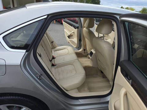 2014 Volkswagen Passat 2.0L TDI SEL Premium