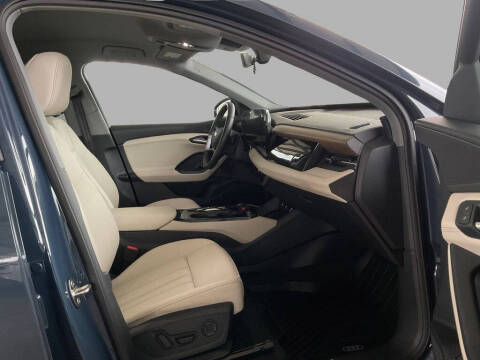 2025 Audi Q6 e-tron Premium