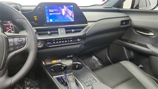 2024 Lexus UX 250h Premium