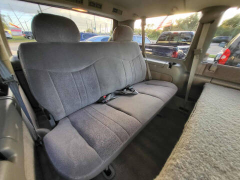 2003 Chevrolet Astro LS