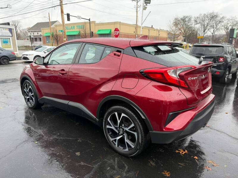2018 Toyota C-HR XLE Premium