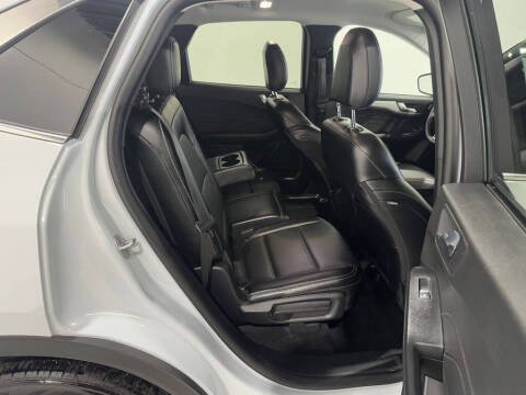 2025 Ford Escape Platinum