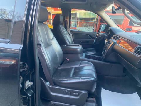 2012 GMC Yukon SLE
