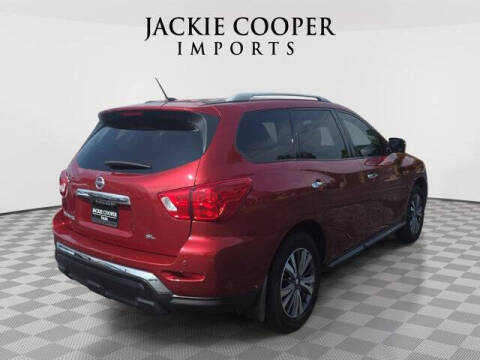2017 Nissan Pathfinder SL