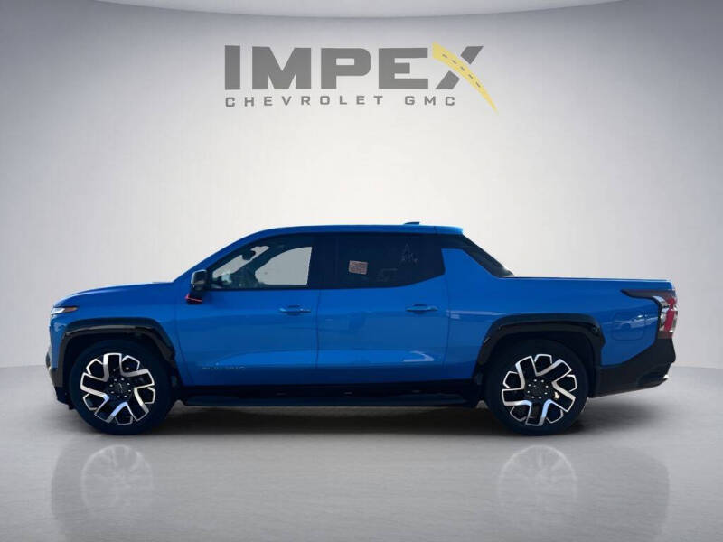 2025 Chevrolet Silverado EV RST