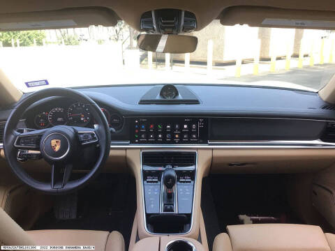 2022 Porsche Panamera