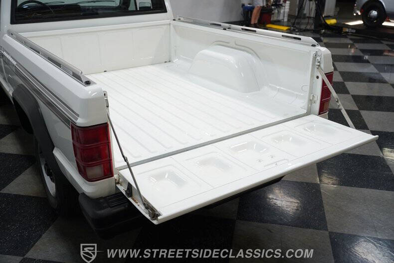 1989 Jeep Comanche