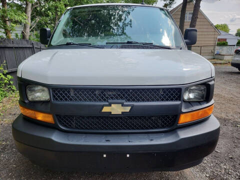 2017 Chevrolet Express 2500