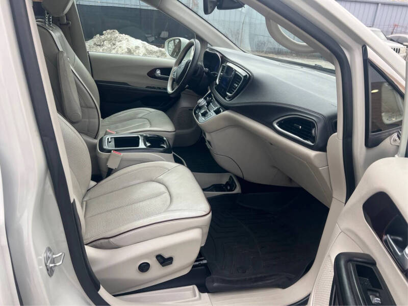 2017 Chrysler Pacifica Limited