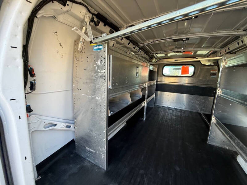 2019 Chevrolet Express 2500