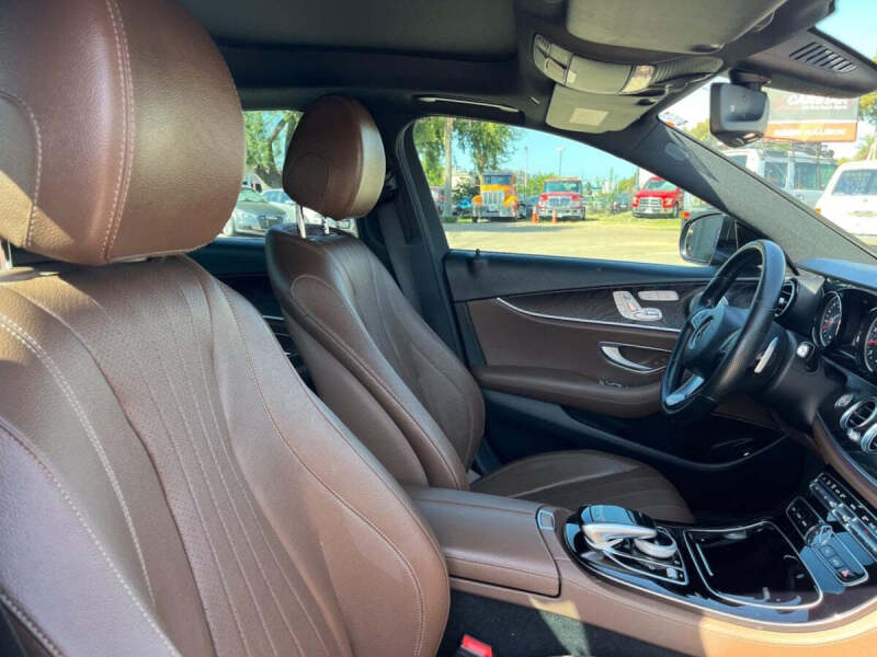 2017 Mercedes-Benz E-Class E 300 4MATIC