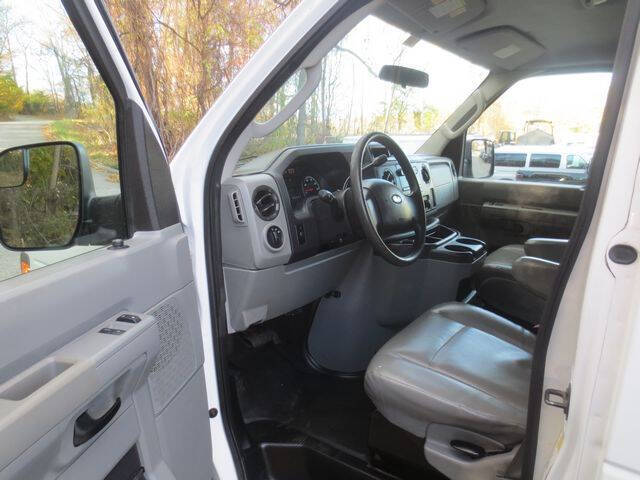 2011 Ford E-Series E-250
