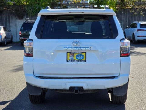 2022 Toyota 4Runner SR5