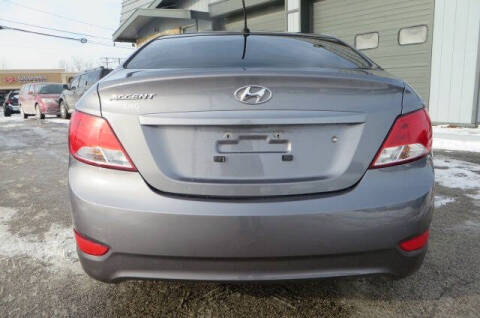 2016 Hyundai Accent SE