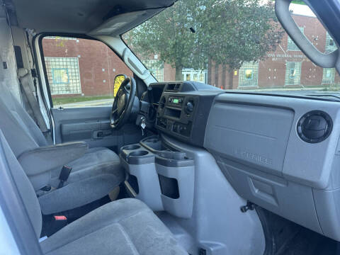 2022 Ford E-Series E-350 SD