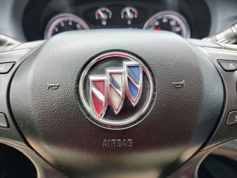 2020 Buick Enclave Essence