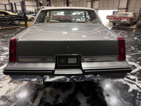 1984 Oldsmobile Cutlass Supreme