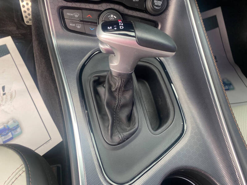 2016 Dodge Challenger SXT