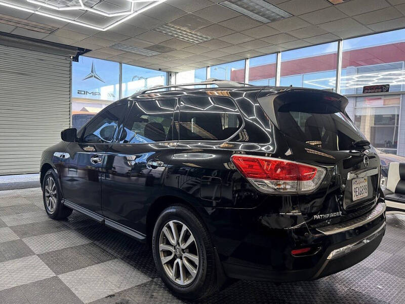 2014 Nissan Pathfinder SV