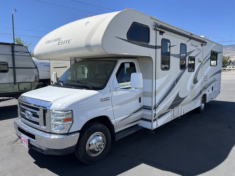 2014 Ford E-Series E-450 SD