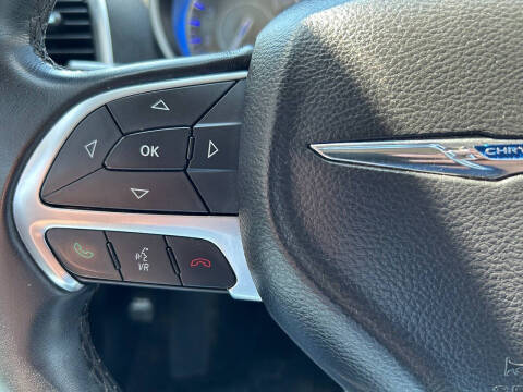 2015 Chrysler 300 Limited