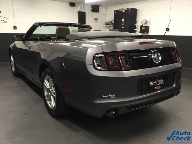 2014 Ford Mustang V6